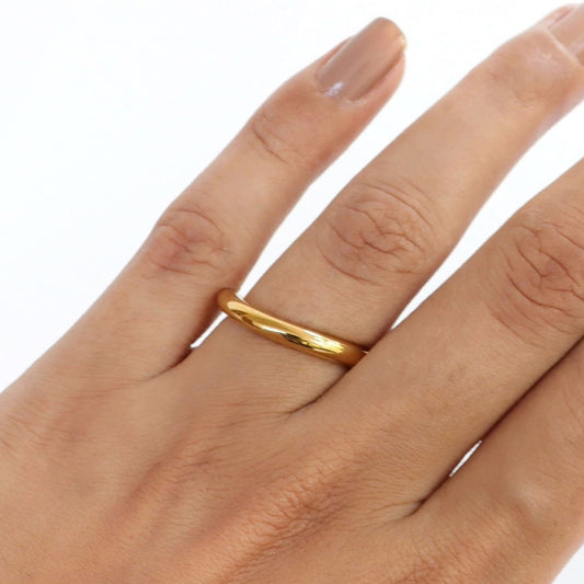 Ria Gold Wavy Ring - HLR009